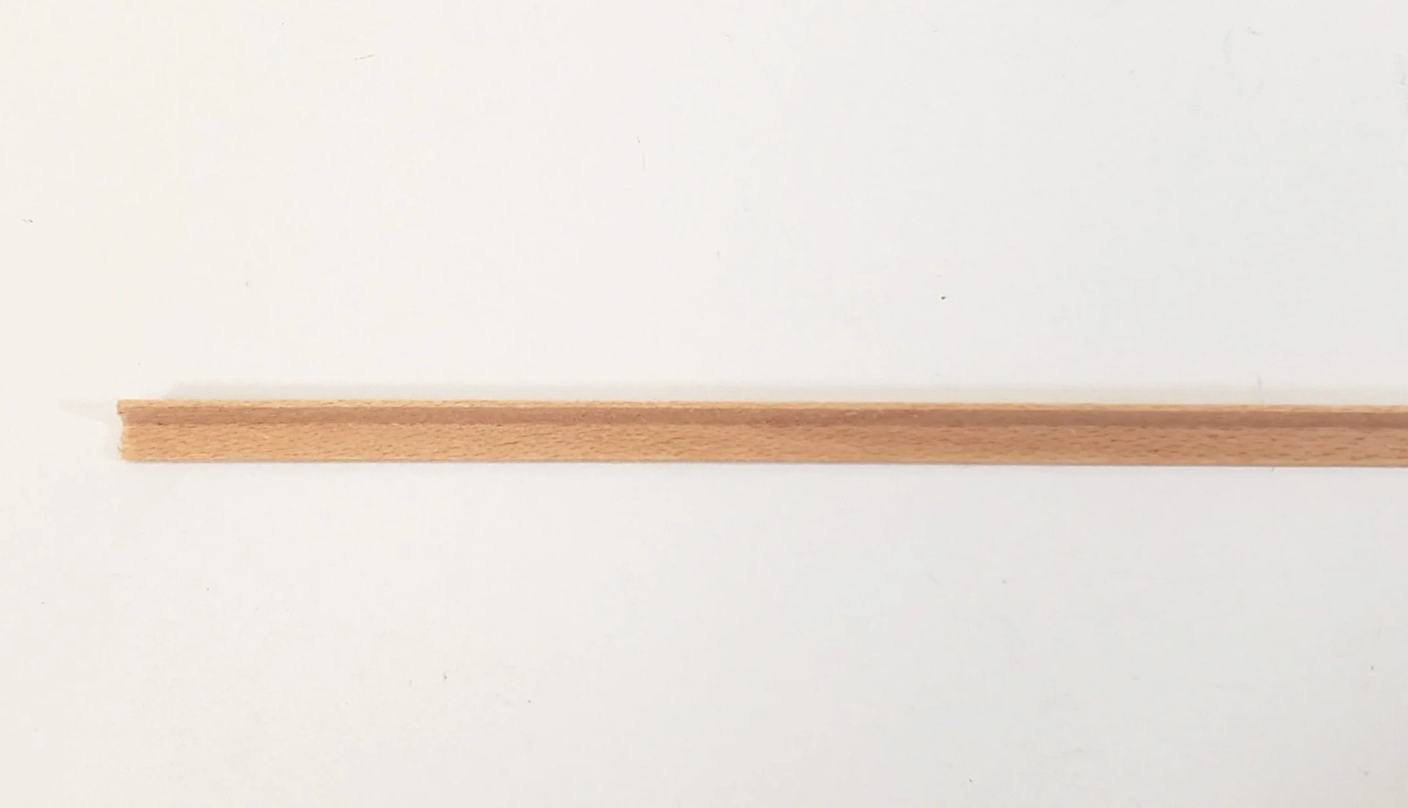 Tiny Corner Angle Trim Molding 3/16" x 3/16" x 18" long NE506 Scale Model Building - Image 4